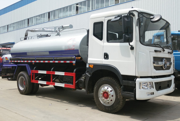 ���嶫��8�����೵