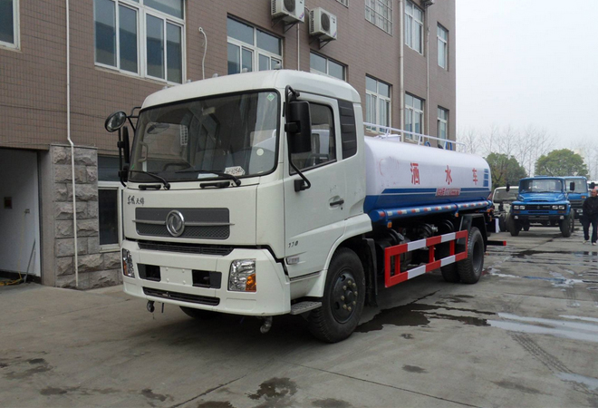 ���嶫�����8����ˮ��